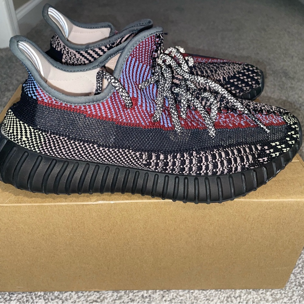 Authentic Yeezy Boost 350 - Multicolor. Lightly worn. In great condition.